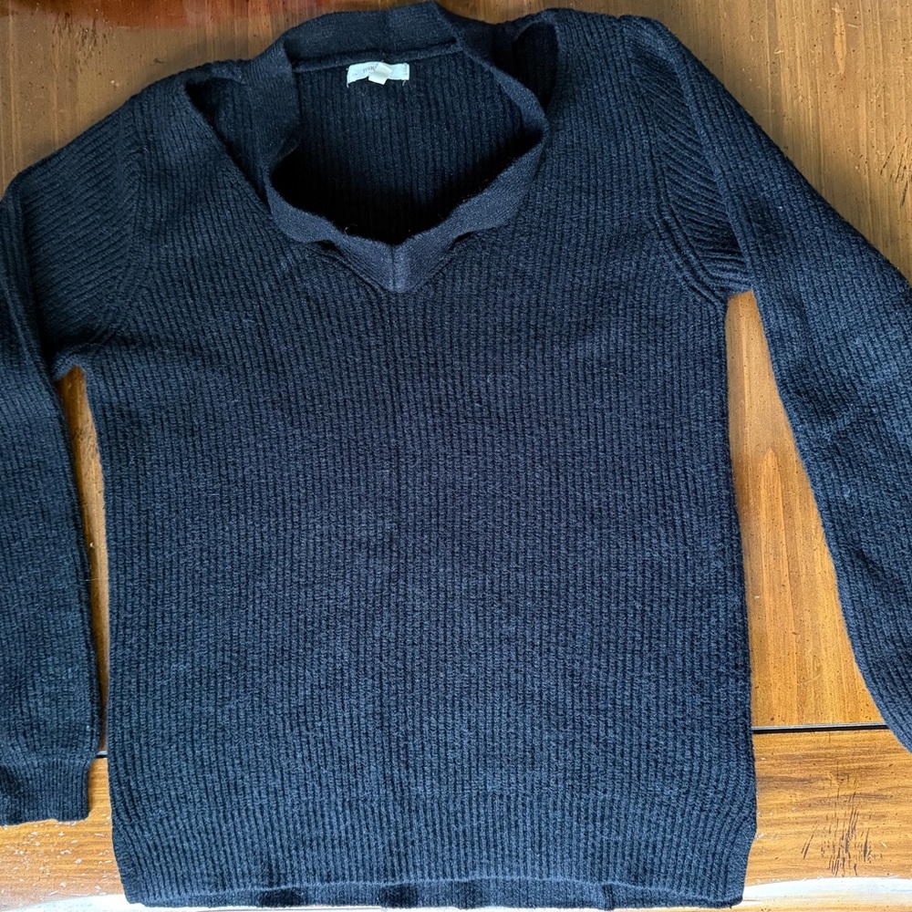 Maurices Black V-Neck Sweater Chunky Knit